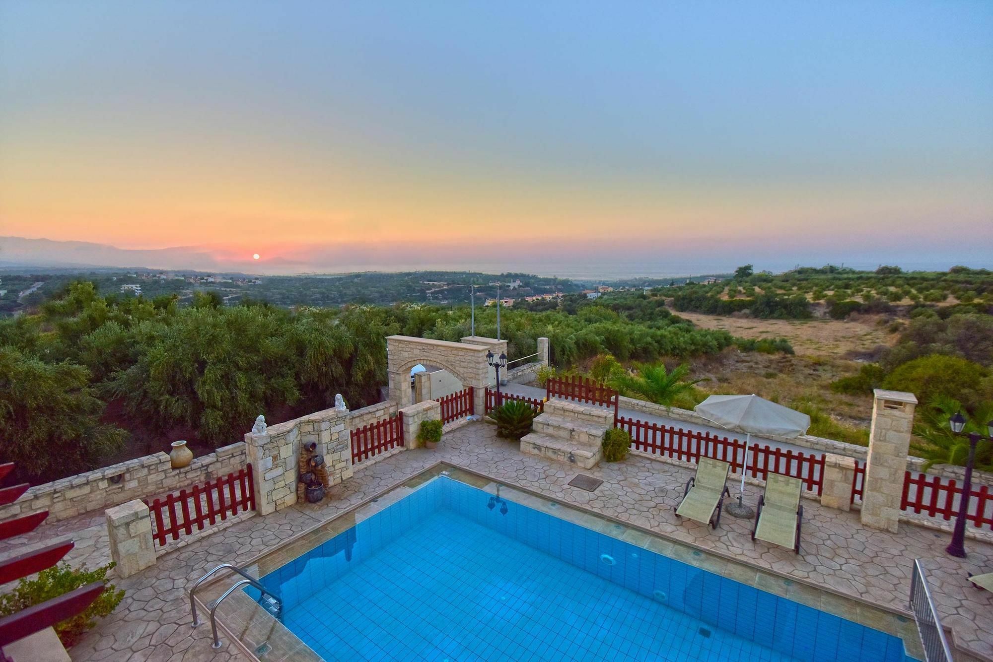 Villa Erofili 罗希姆诺 外观 照片